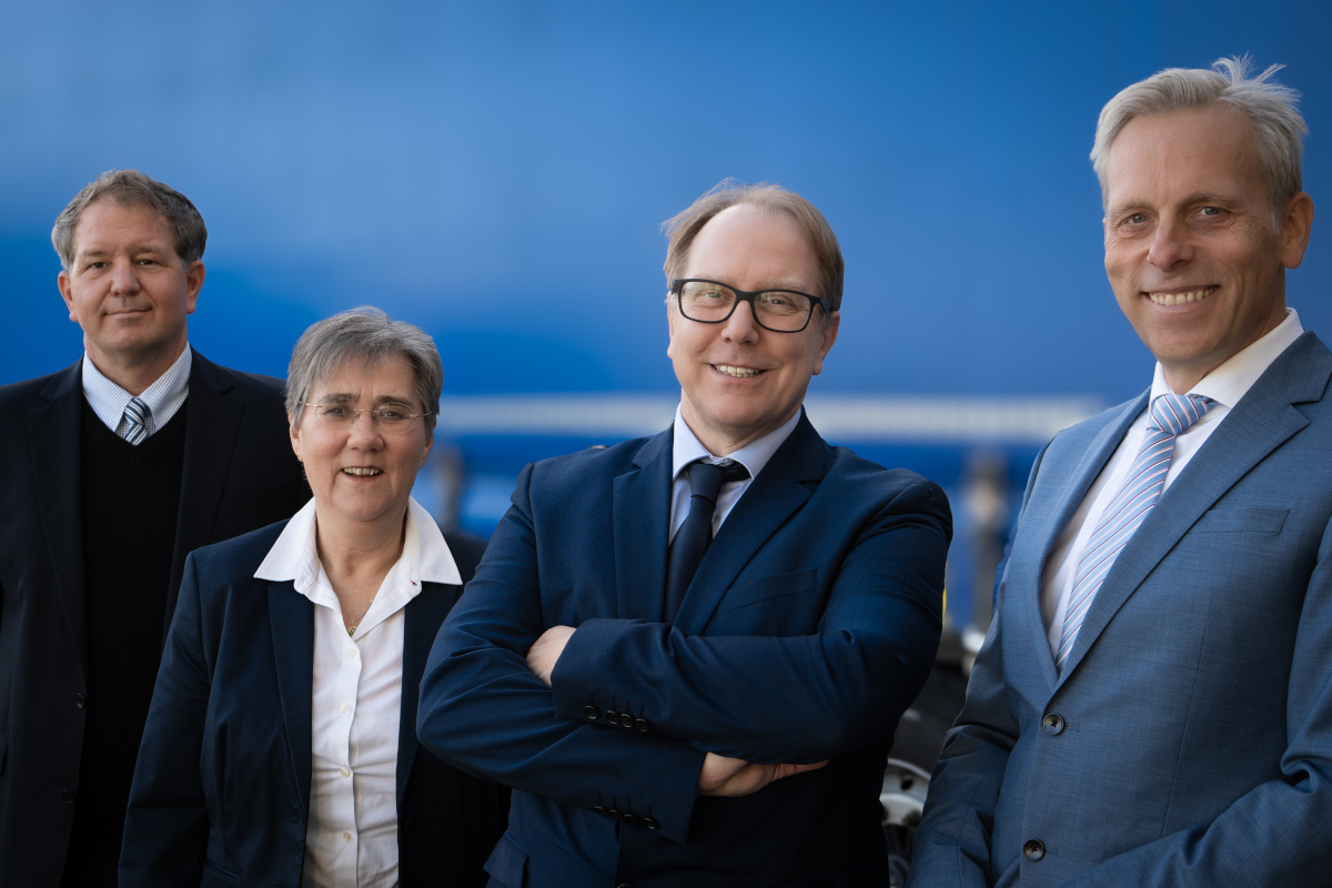 Max Thole, Director Operations & IT - Kerstin Lechtenberg, Director Strategic Client - Andreas Reß, Managing Director / CEO - Dietrich Röttger, Director Finance & Human Resources